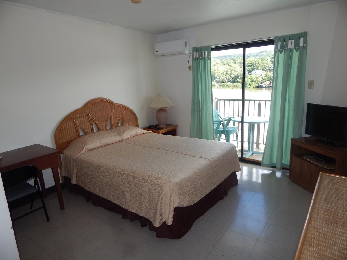 Esa Bay View Hotel Colonia Extérieur photo